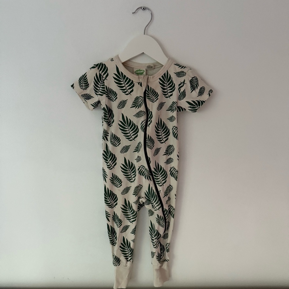 Parade Organics Leaf Print Kids One Piece size 12-18 months
